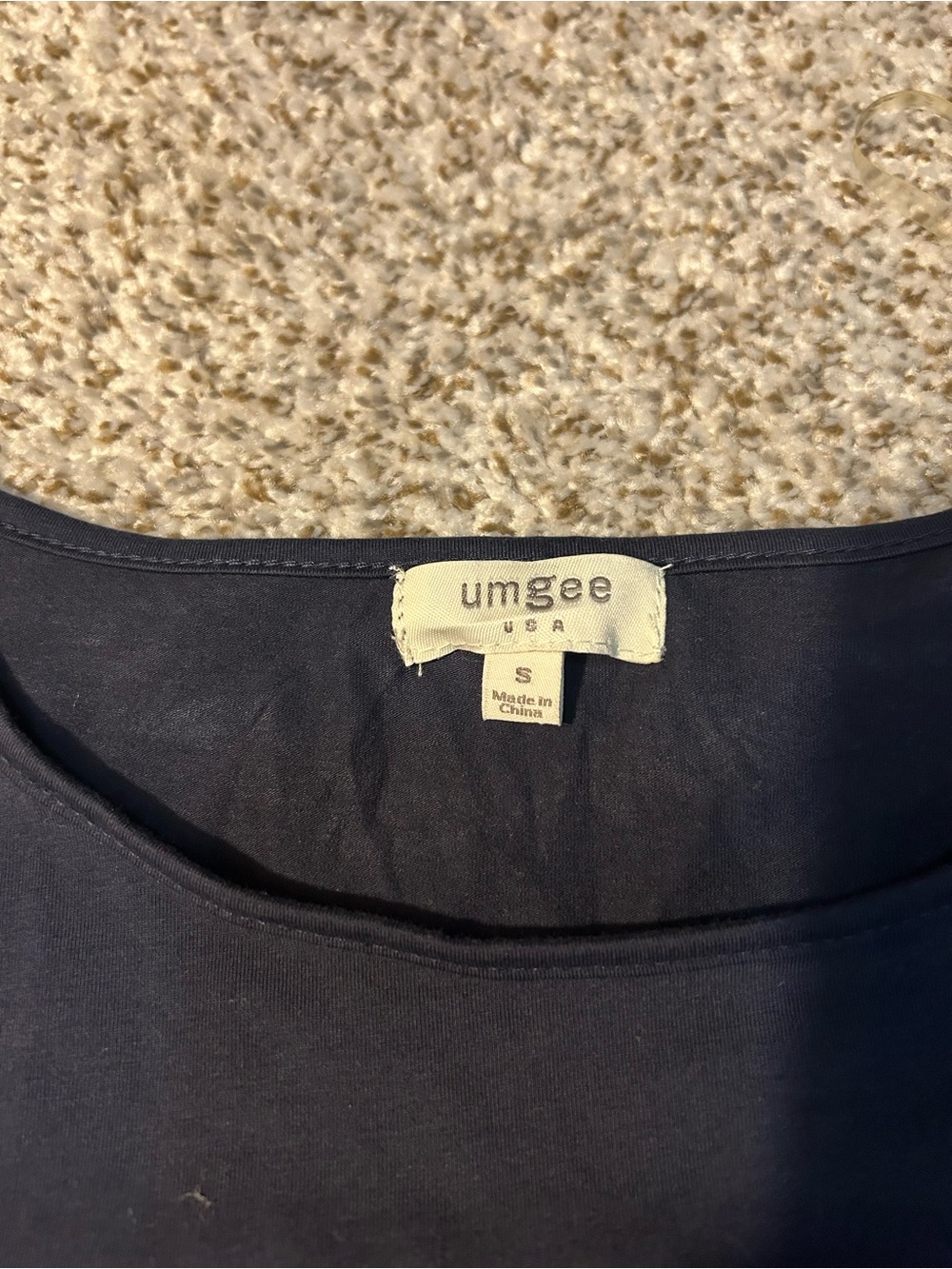 Umgee Navy Scoop Neck Tunic Top - Picture 2 of 3